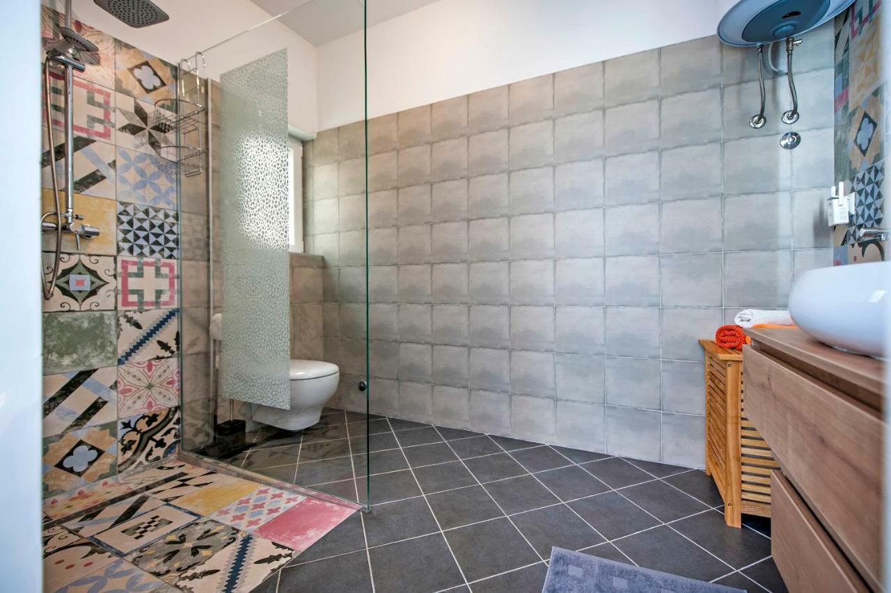 Paola Cozy Apartment Ровінь Екстер'єр фото