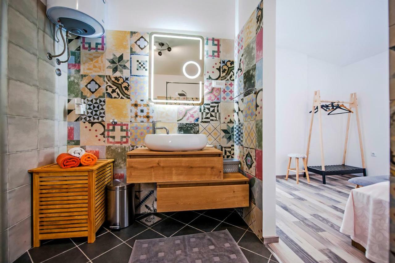 Paola Cozy Apartment Ровінь Екстер'єр фото